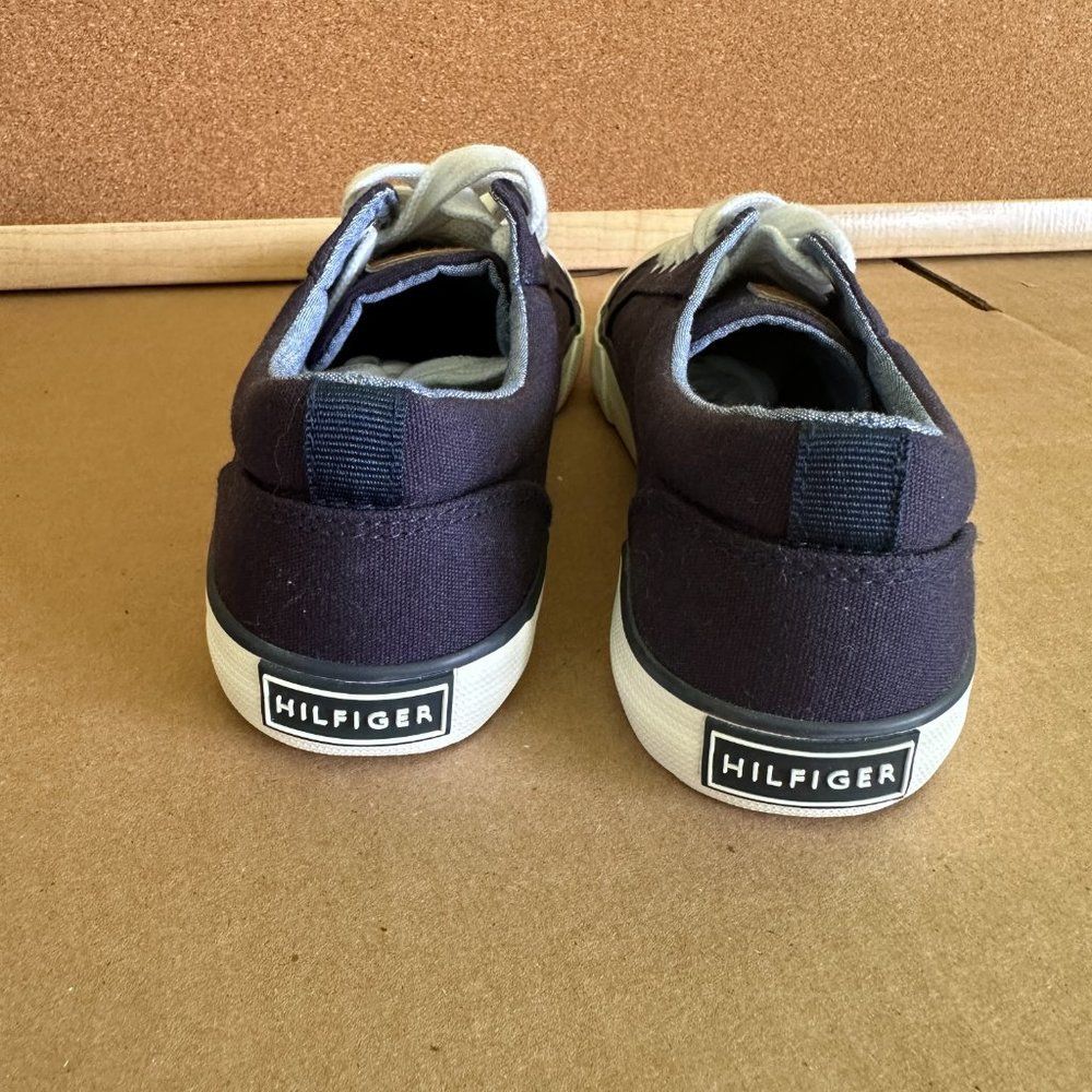 Kid's Tommy Hilfiger Blue White Tennis Shoes US Size 2 - Picture 3 of 9